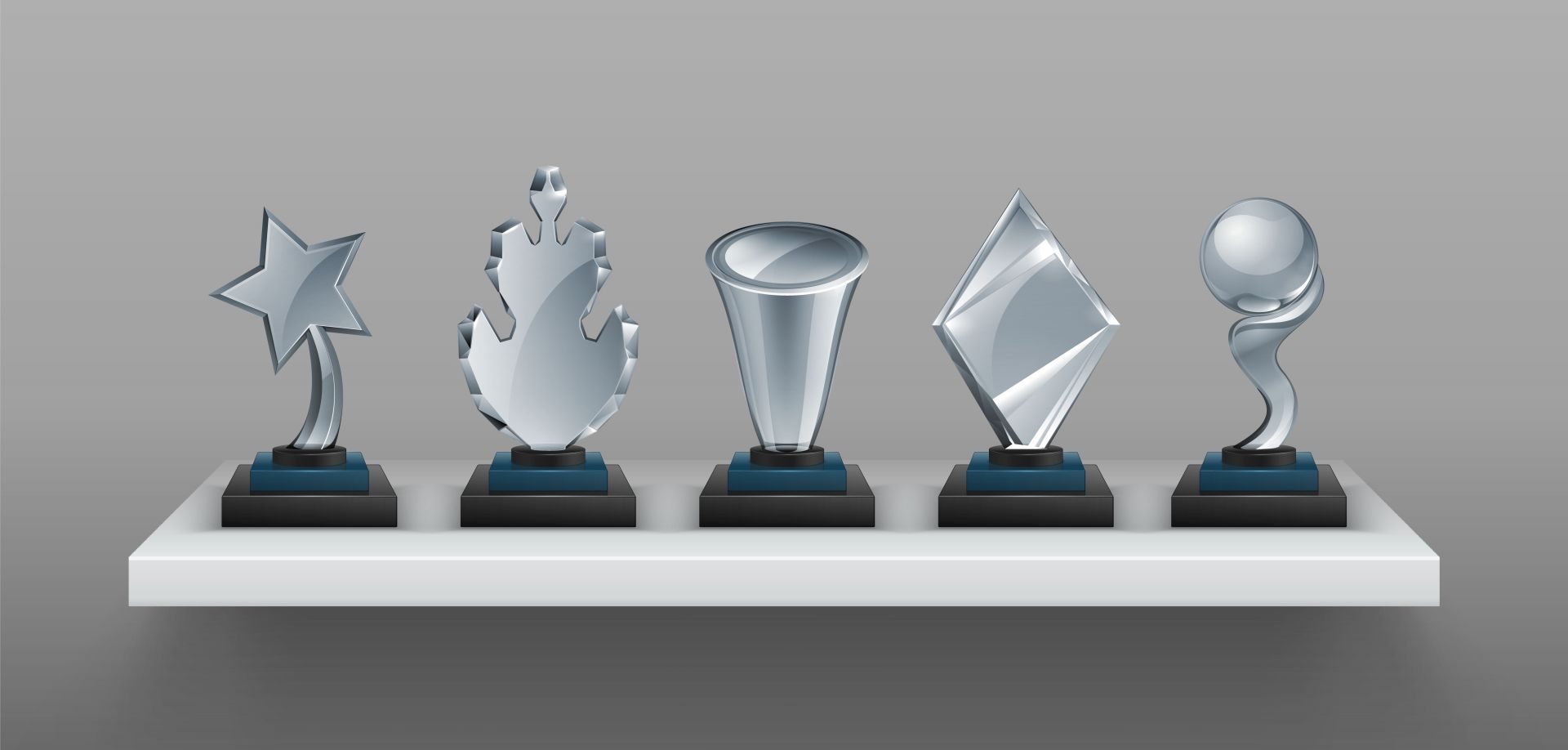 華美光芒下的勝利故事:水晶獎盃與琉璃獎盃的象徵意義
